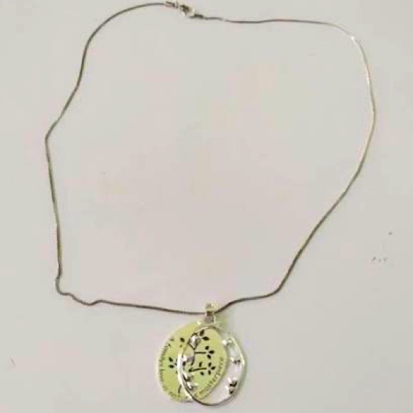 NWT sterling silver family tree pendant - Picture 4 of 9